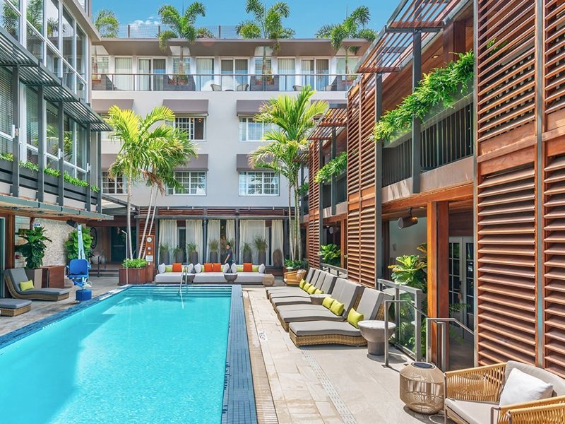 The Lennox Miami Beach